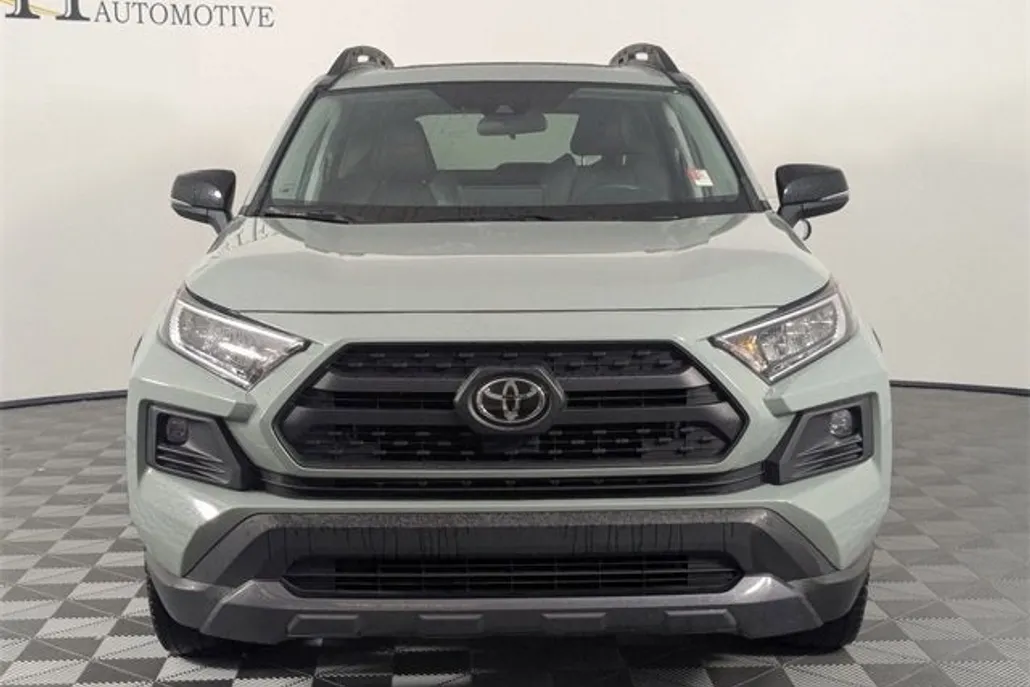 2020 Toyota RAV4 Adventure photo 1