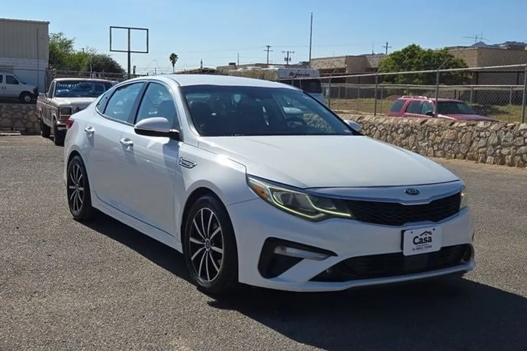 2019 Kia Optima EX Turbo photo 1