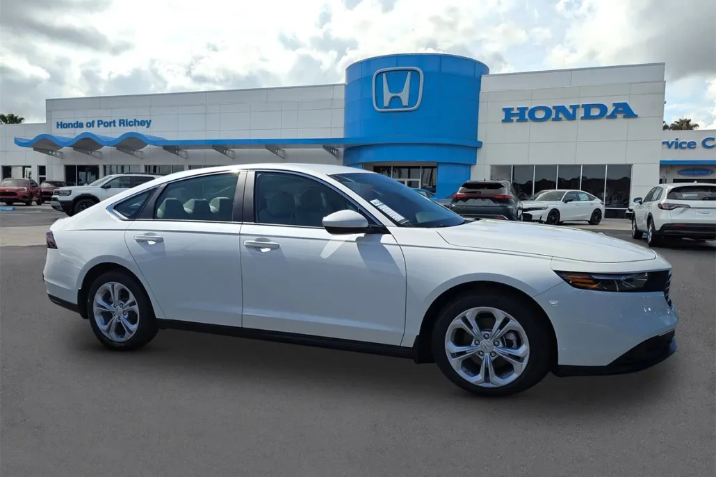 2025 Honda Accord LX photo 1