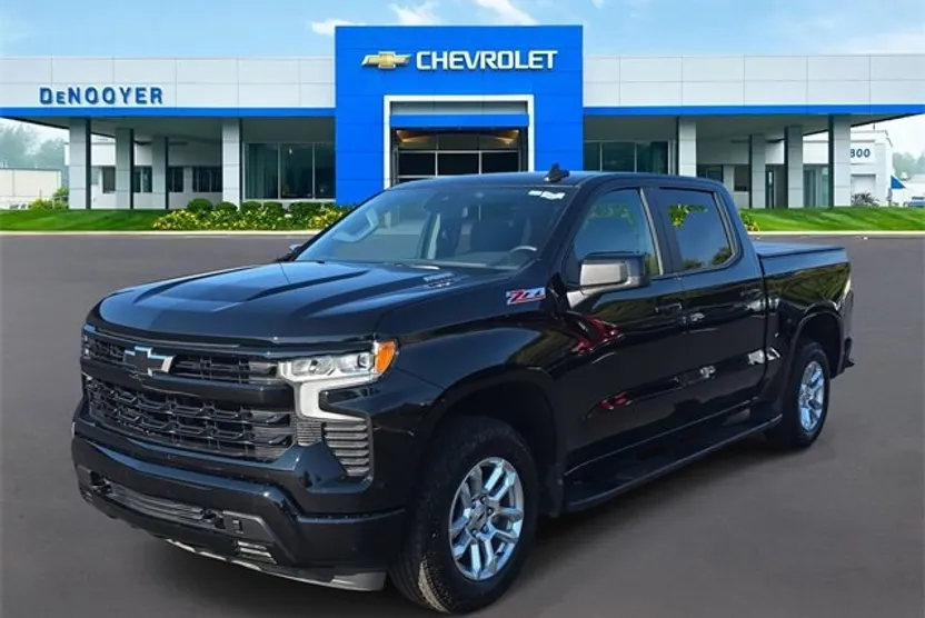2025 Chevrolet Silverado RST photo 1