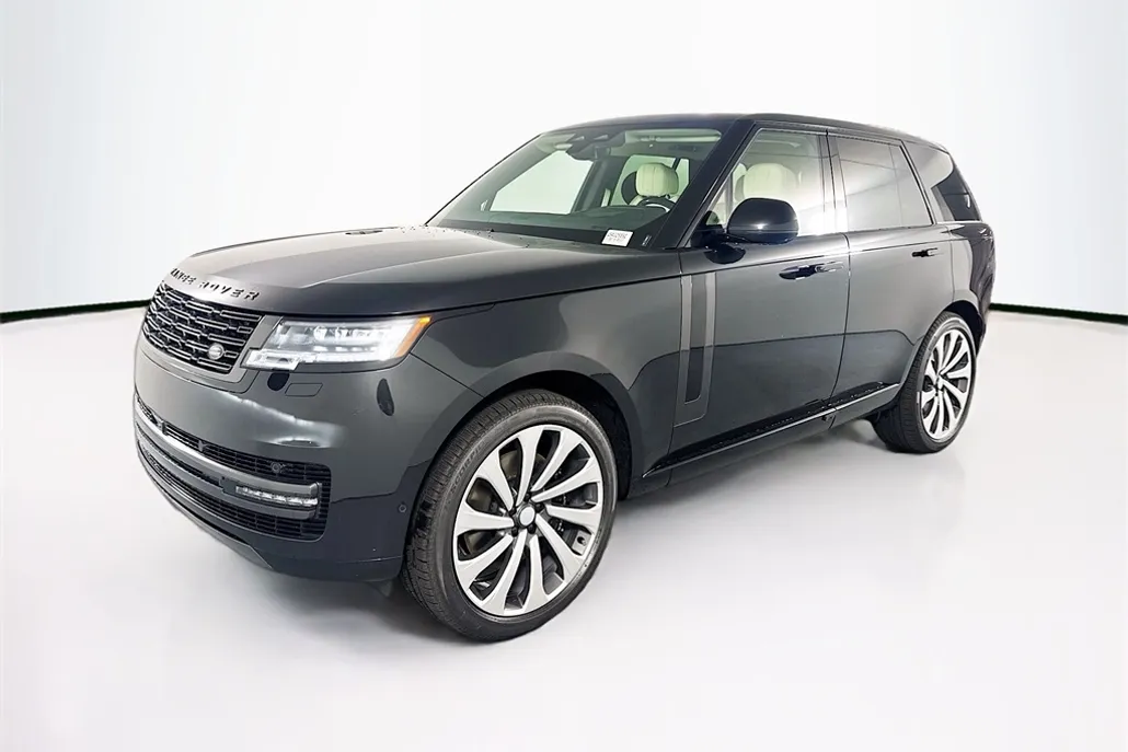 2025 Land Rover Range Rover SE photo 1