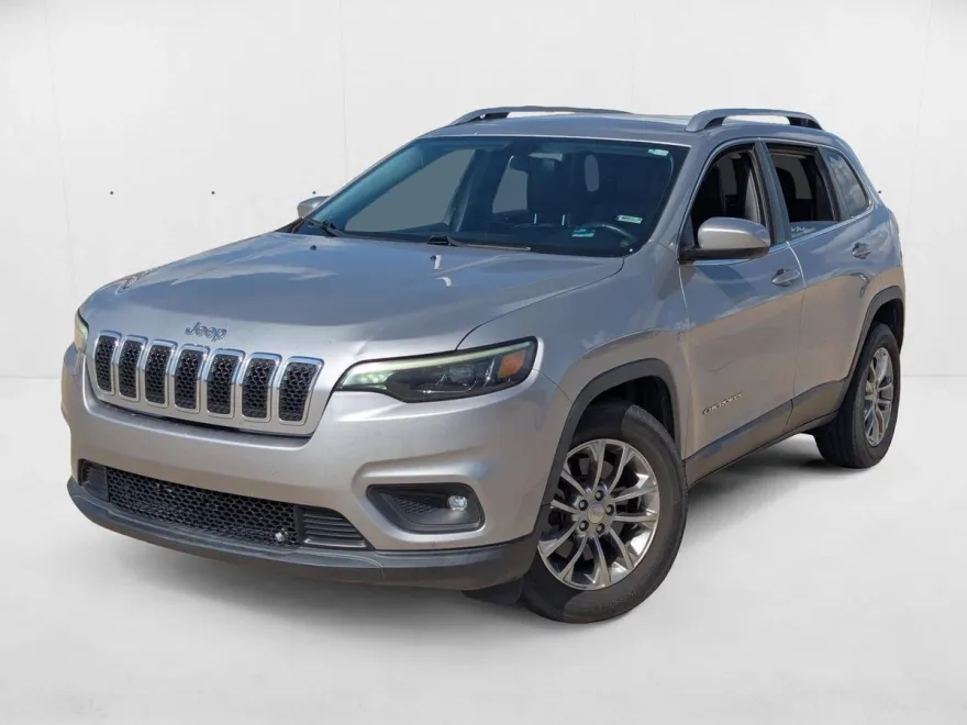 2019 Jeep Cherokee Latitude photo 1