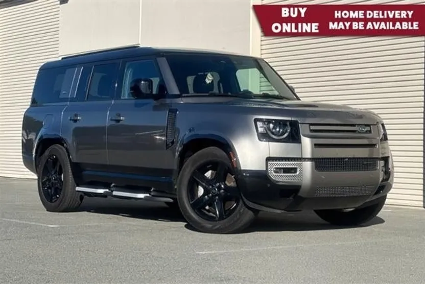 2023 Land Rover Defender 130 X-Dynamic SE photo 1