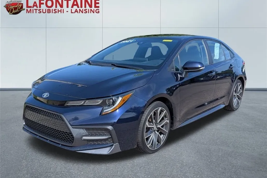 2021 Toyota Corolla SE photo 1