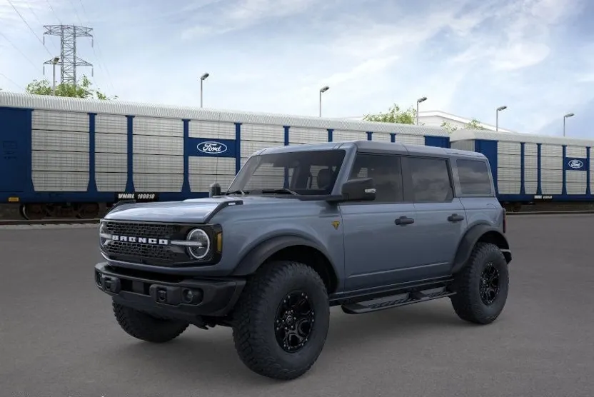 2025 Ford Bronco Badlands photo 1