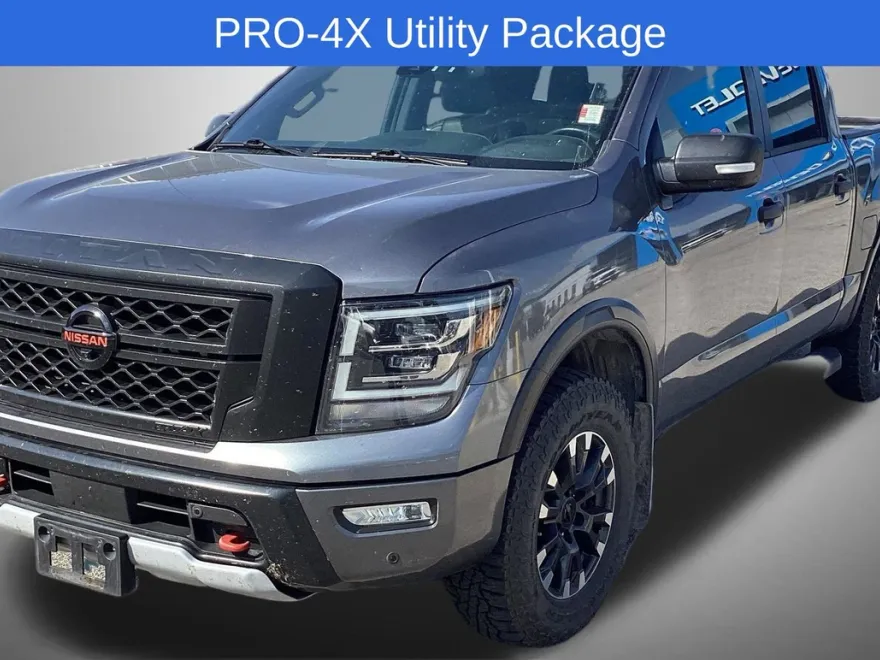 2021 Nissan Titan PRO-4X photo 1