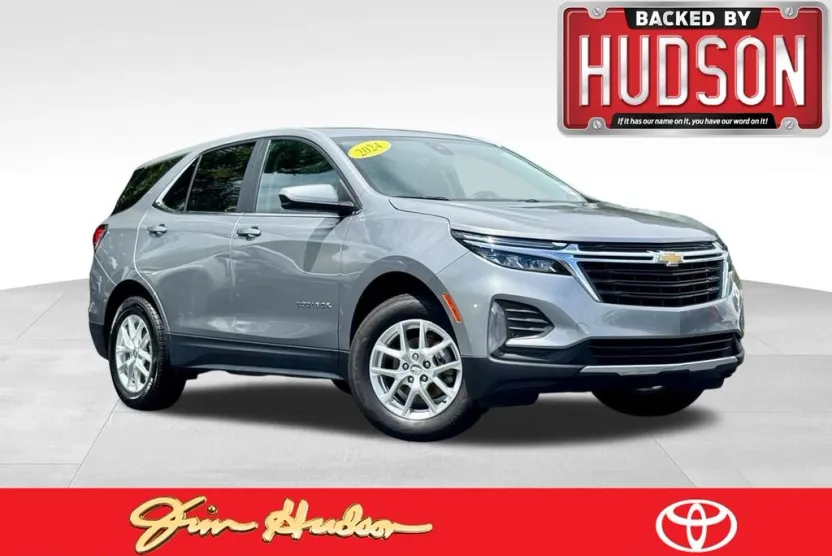 2024 Chevrolet Equinox LT photo 1