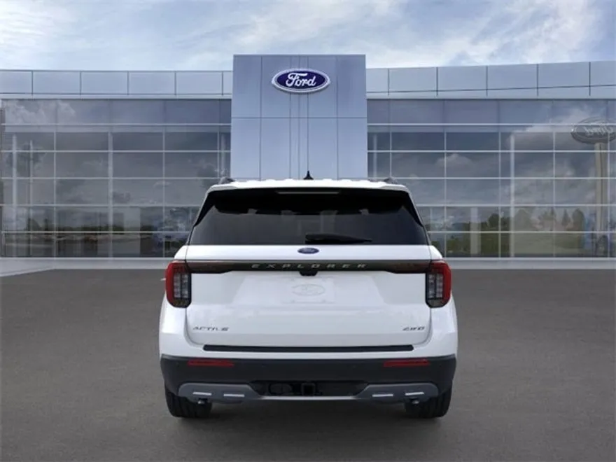 2025 Ford Explorer photo 1