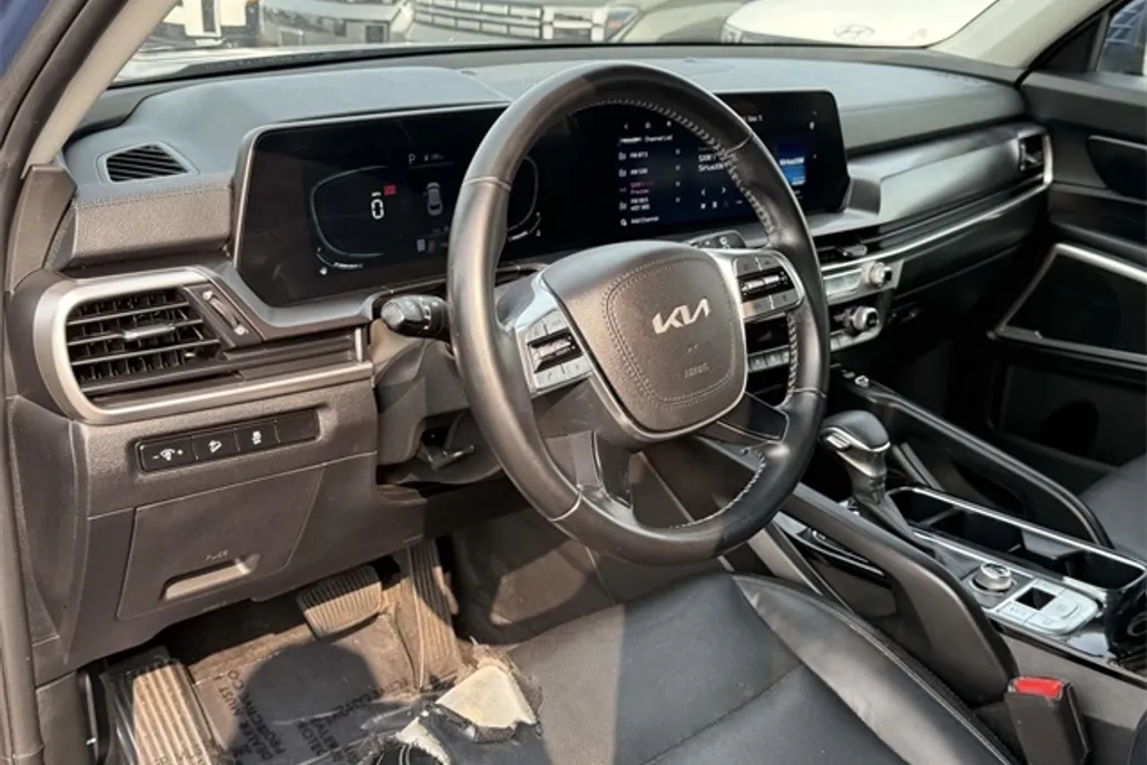 2023 Kia Telluride S photo 1