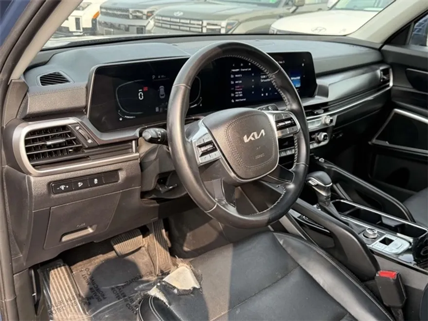 2023 Kia Telluride S photo 1