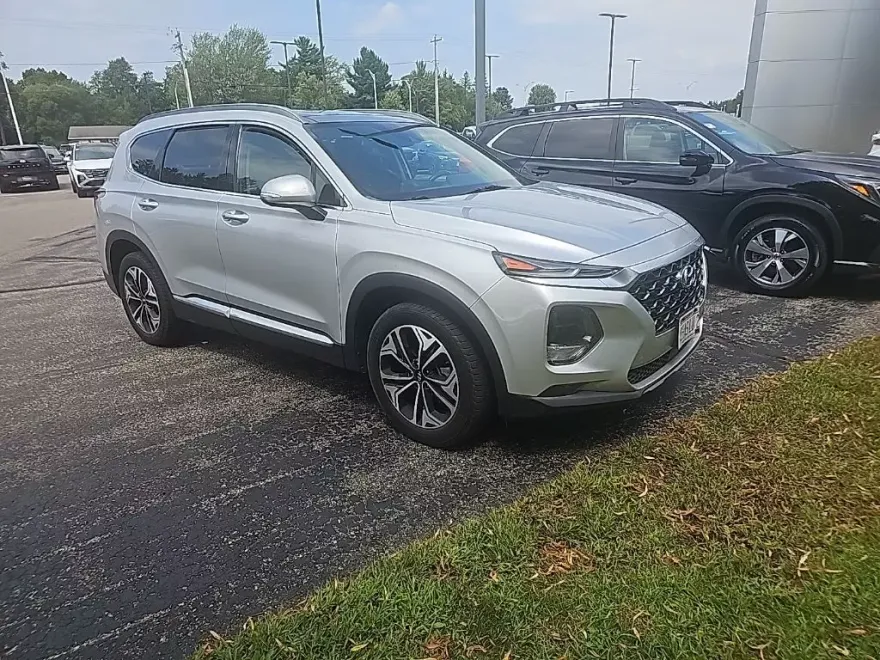 2019 Hyundai Santa Fe Ultimate photo 1