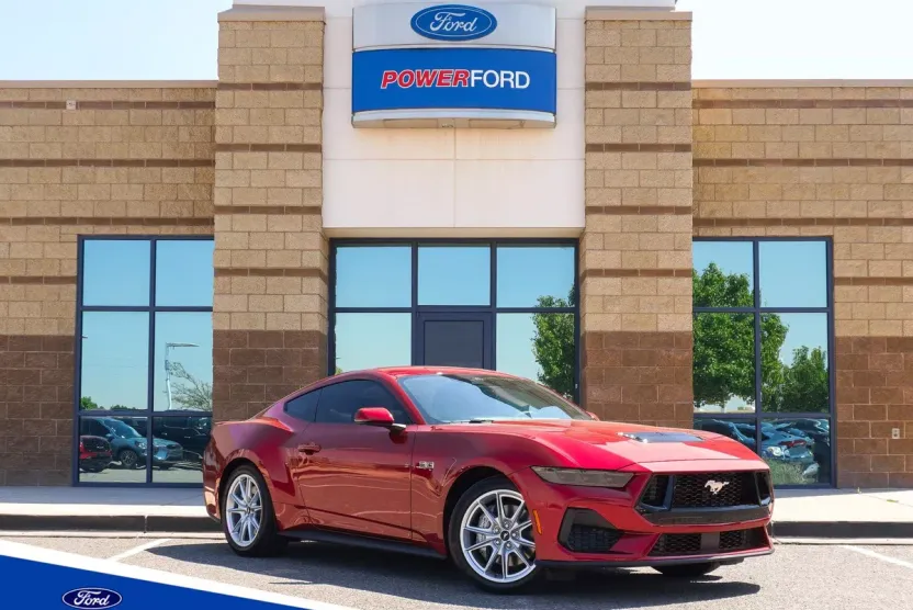 2025 Ford Mustang GT Premium photo 1