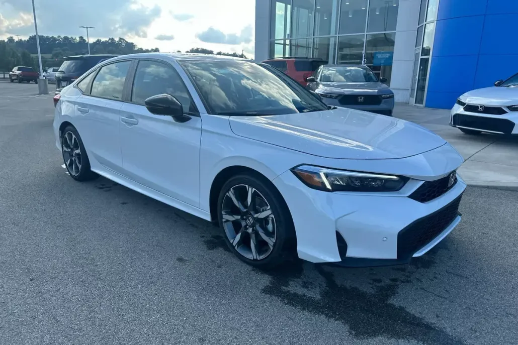 2026 Honda Civic Hybrid Sport Touring photo 1