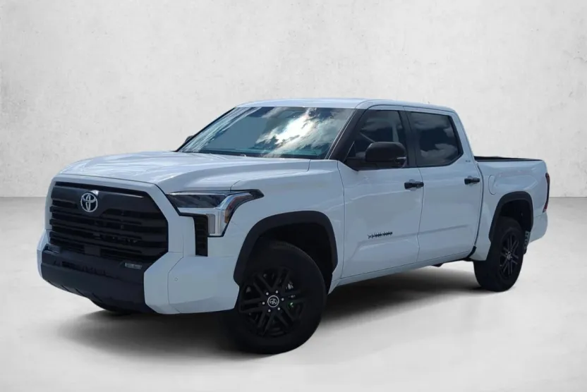 2024 Toyota Tundra SR5 photo 1