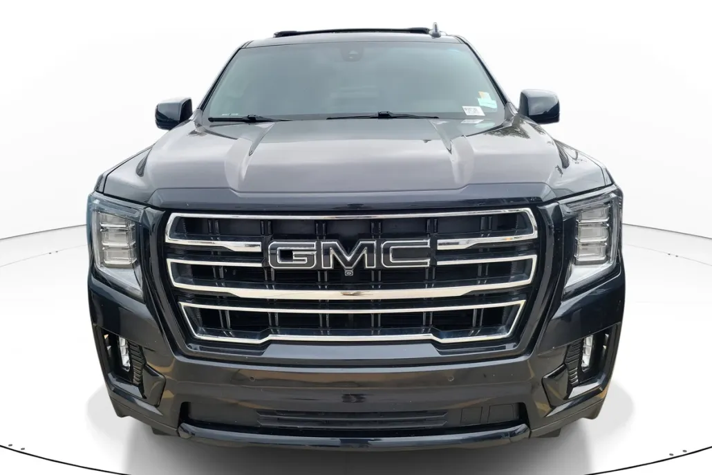 2022 Gmc Yukon XL SLT photo 1