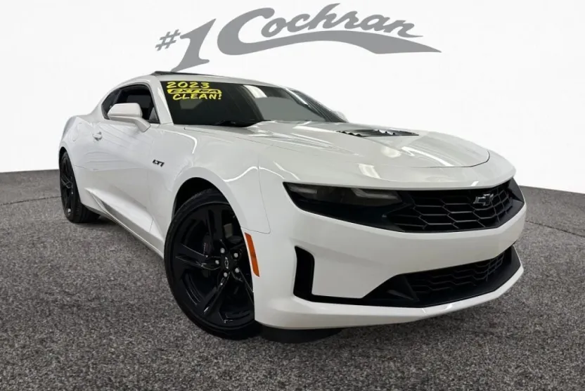 2023 Chevrolet Camaro LT1 photo 1