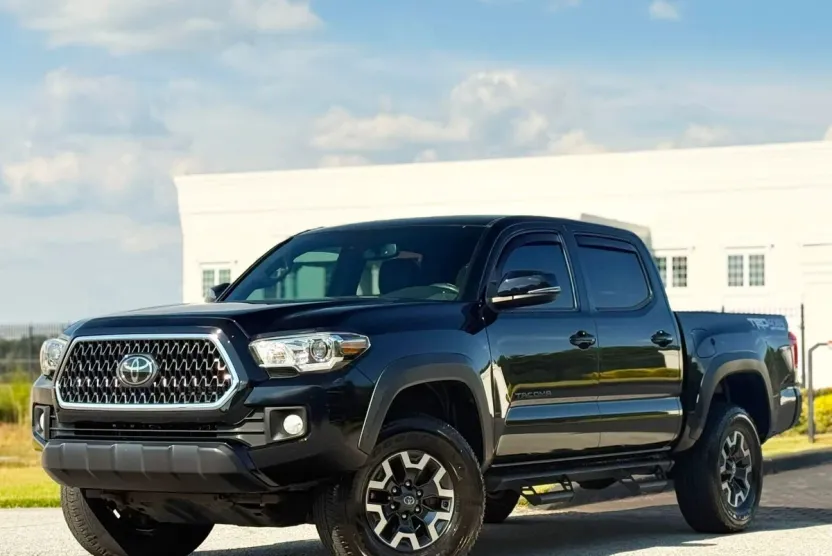 2019 Toyota Tacoma Double Cab TRD Off-Road photo 1
