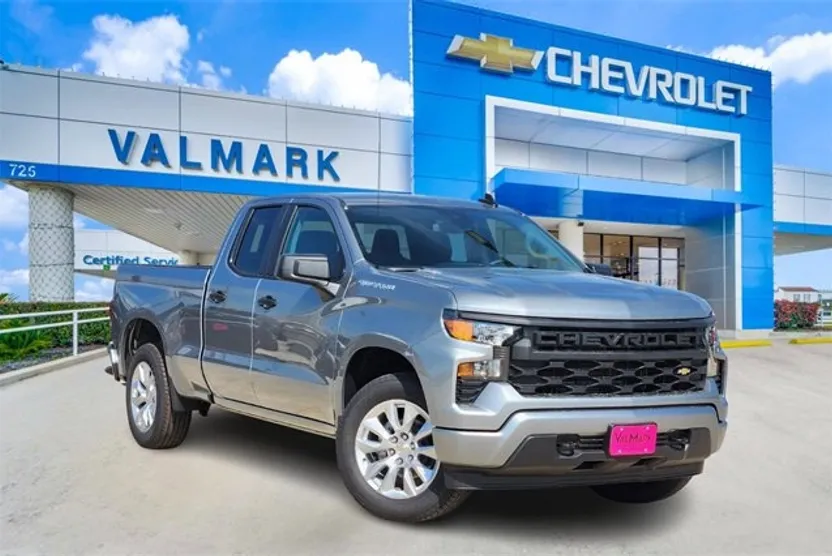 2026 Chevrolet Silverado 1500 Custom photo 1