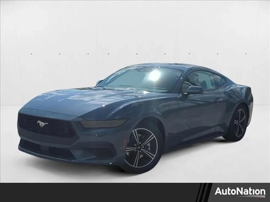 2025 Ford Mustang EcoBoost photo 1