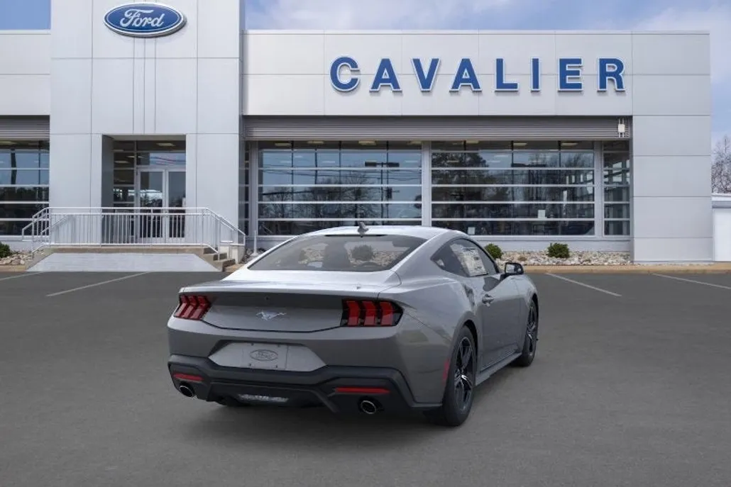 2025 Ford Mustang EcoBoost photo 1