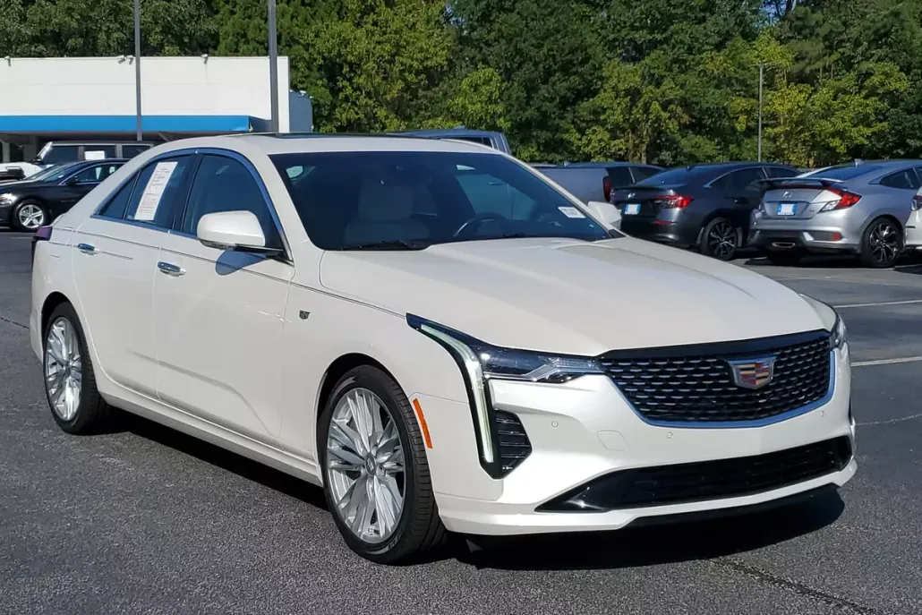 2022 Cadillac CT4 Premium Luxury photo 1