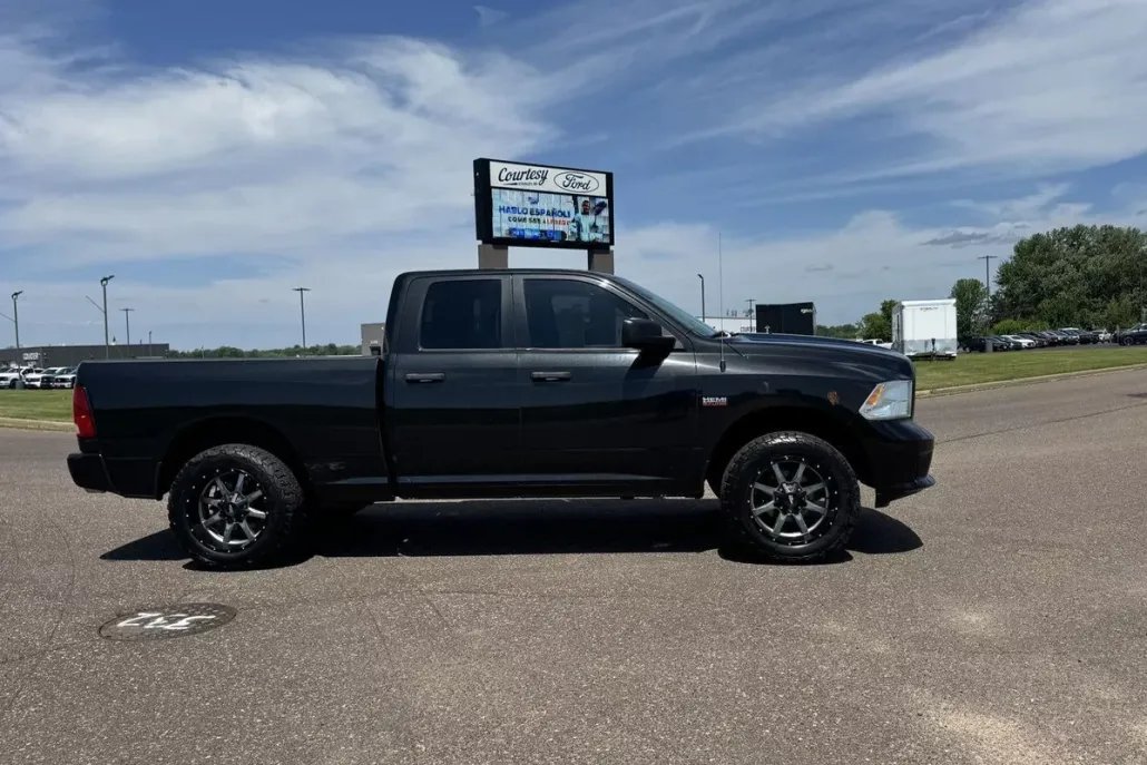 2017 Ram 1500 Express photo 1