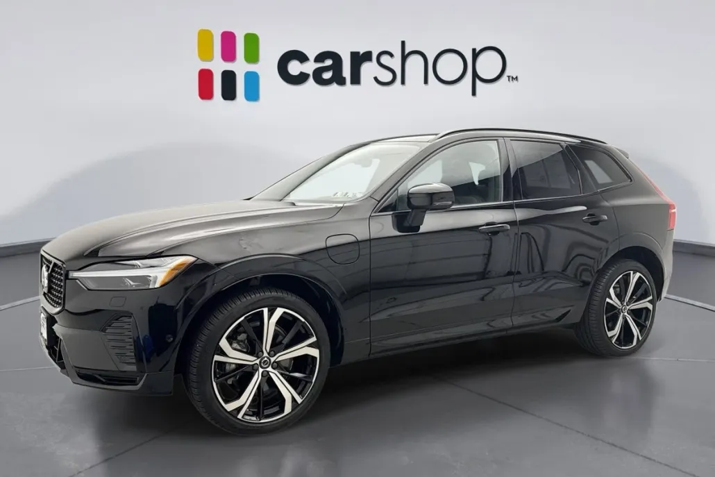 2024 Volvo XC60 Recharge Hybrid Ultimate photo 1