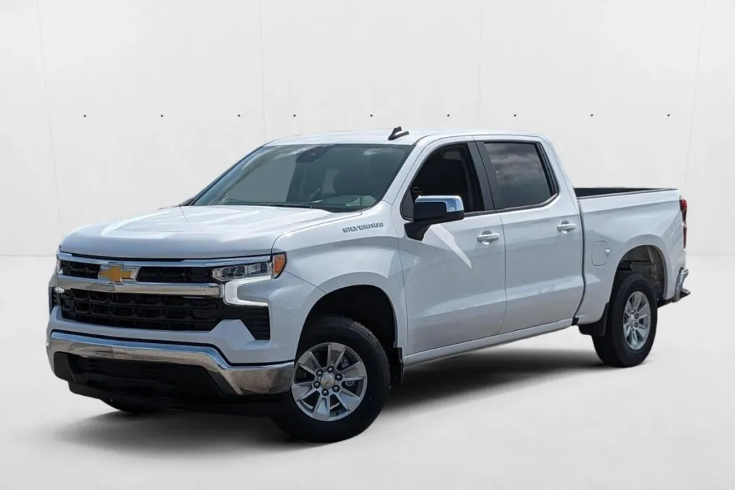 2025 Chevrolet Silverado 1500 LT photo 1