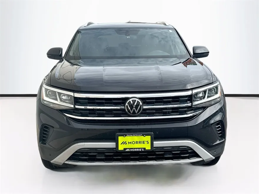 2023 Volkswagen Atlas Cross Sport V6 SE Technology photo 1