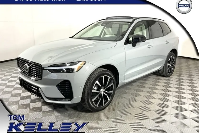 2025 Volvo XC60 B5 Plus photo 1