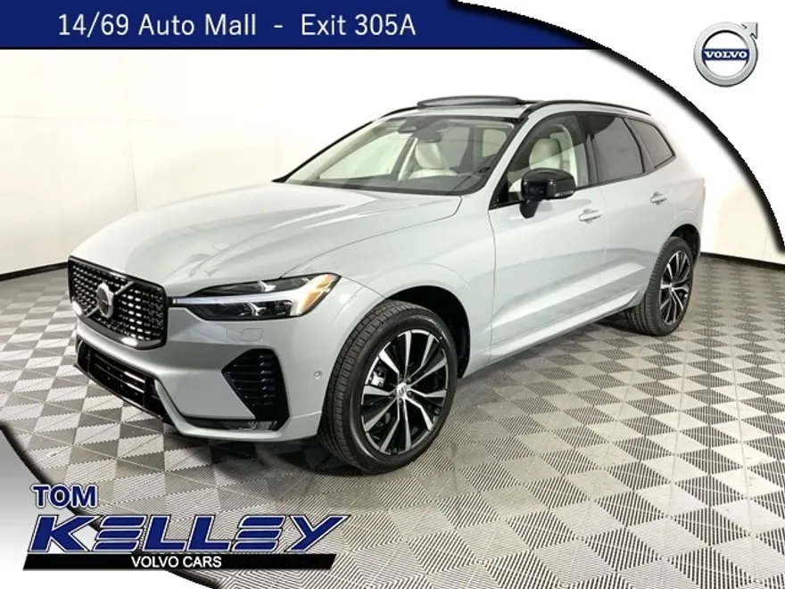 2025 Volvo XC60 B5 Plus photo 1