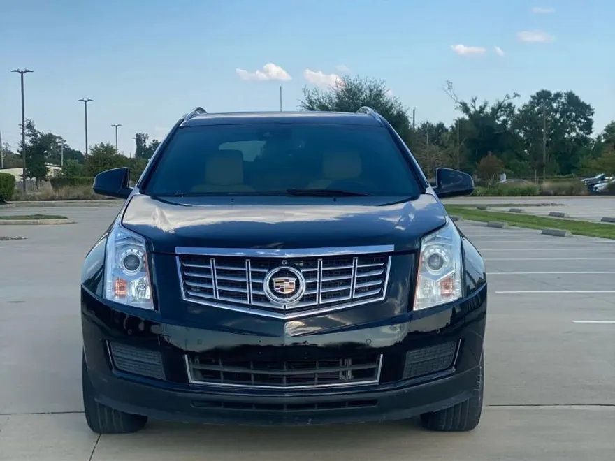 2015 Cadillac SRX Luxury photo 1