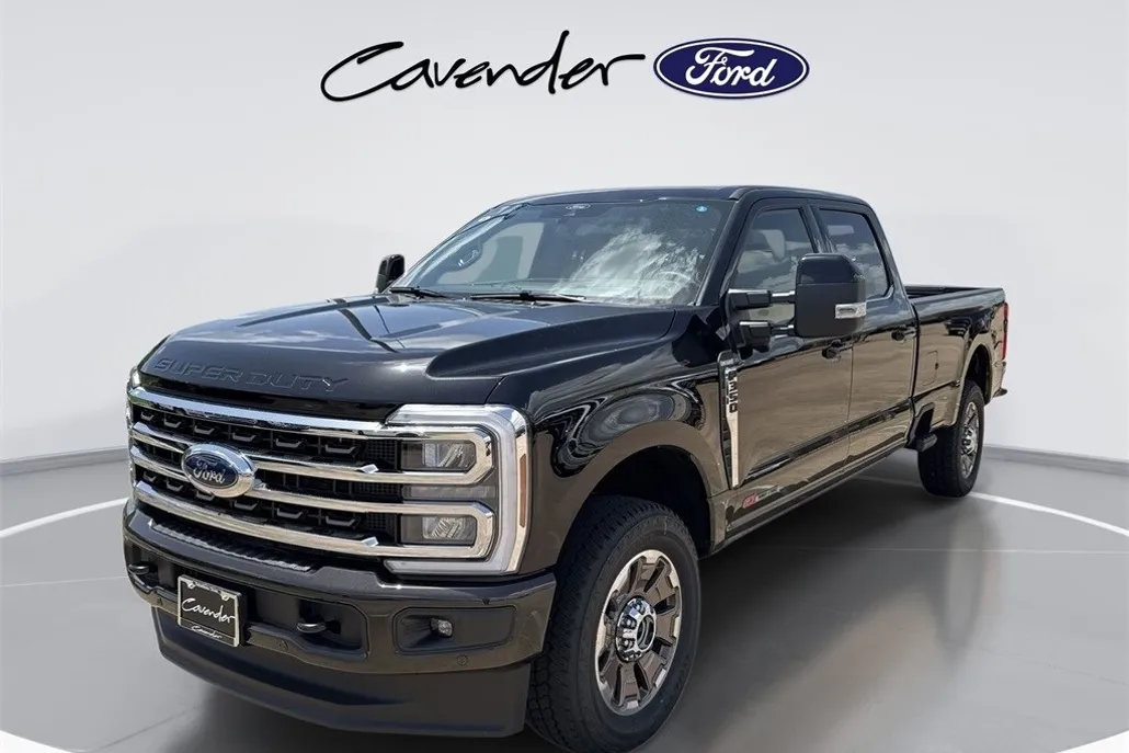 2025 Ford F-350 King Ranch photo 1
