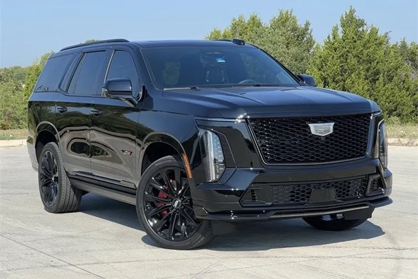 2025 Cadillac Escalade V-Series photo 1