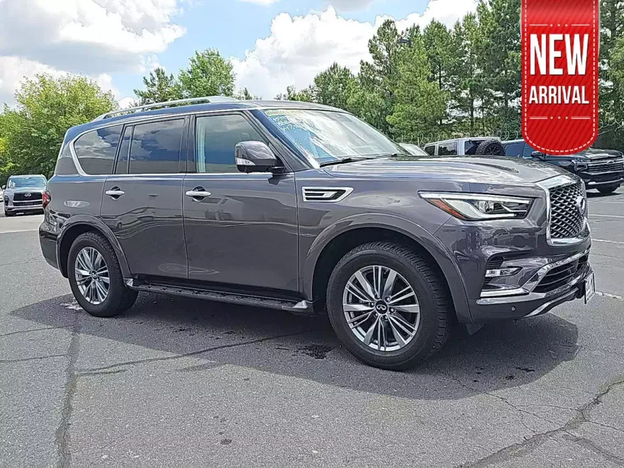 2024 Infiniti QX80 Luxe photo 1
