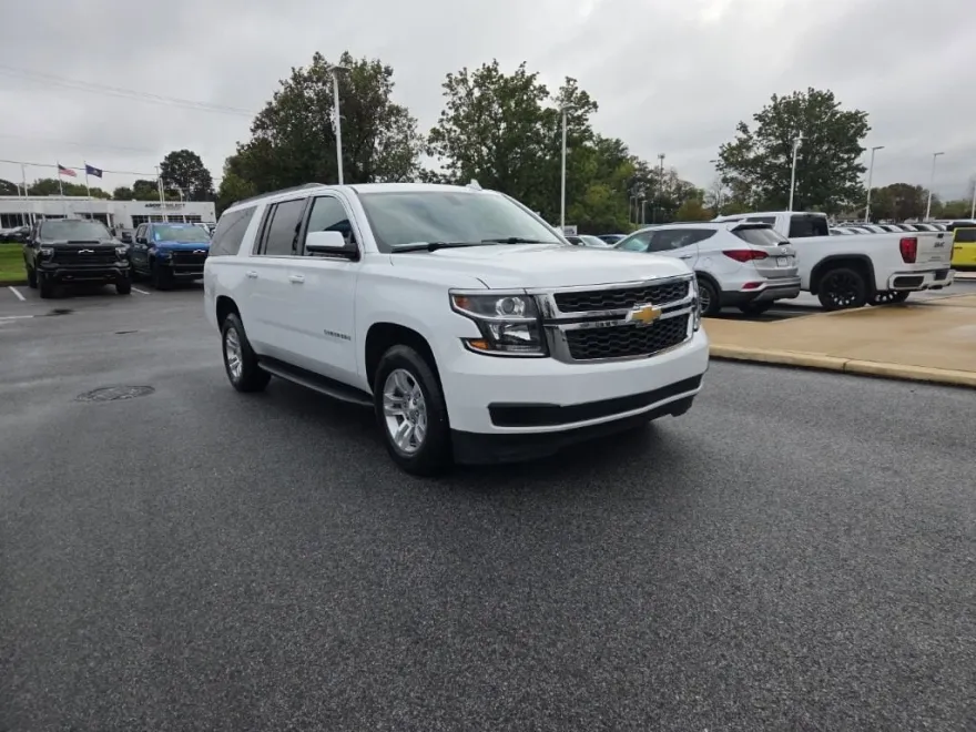 2020 Chevrolet Suburban LS photo 1