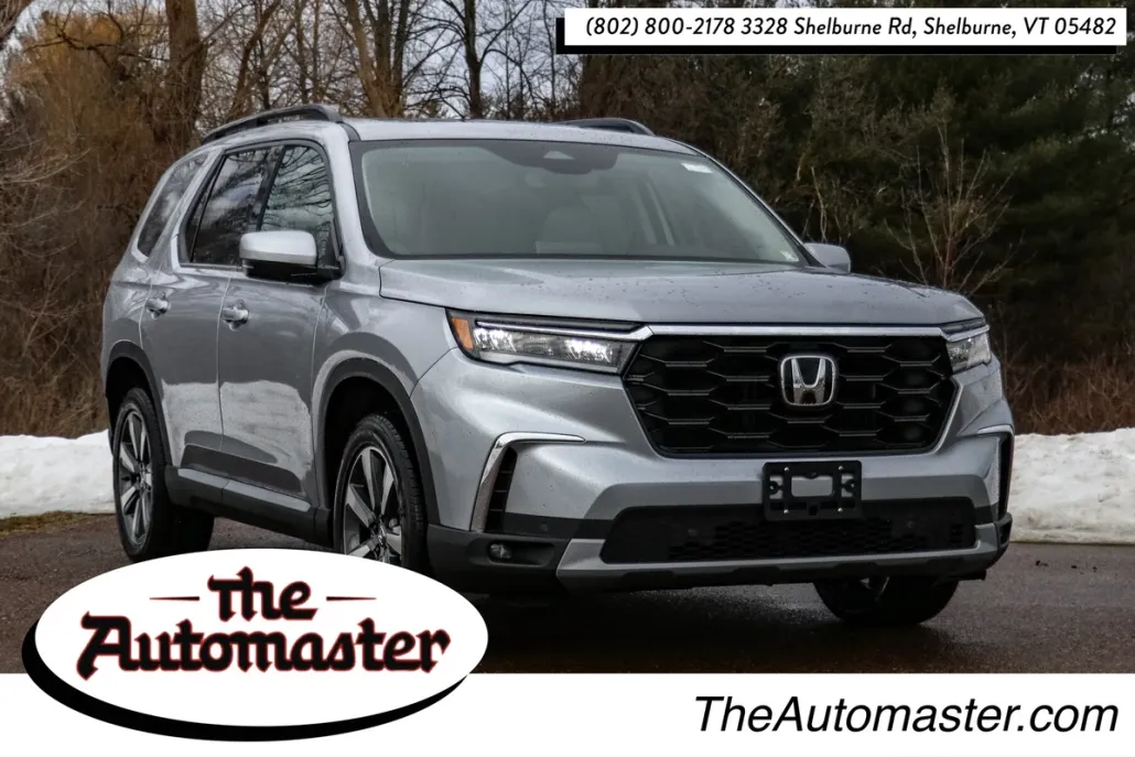 2025 Honda Pilot Touring photo 1