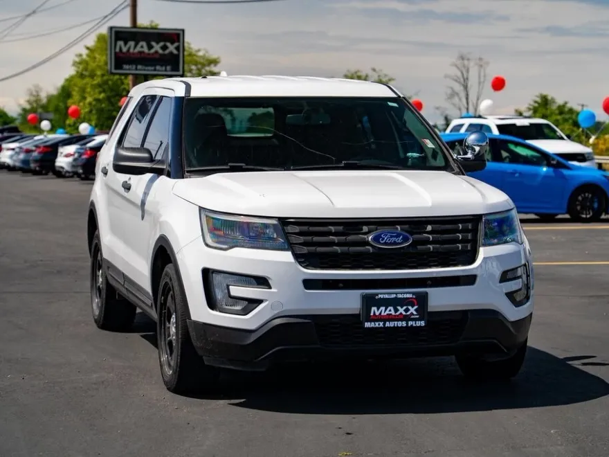 2017 Ford Explorer photo 1