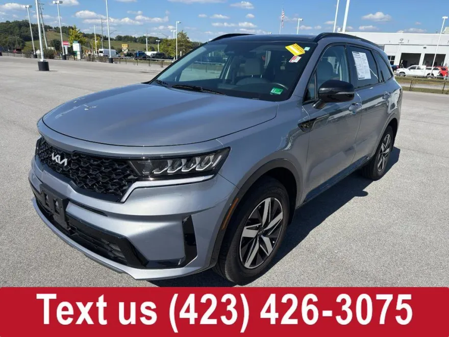 2023 Kia Sorento EX photo 1