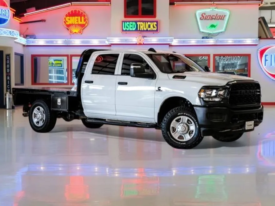 2024 Ram 2500 Tradesman photo 1