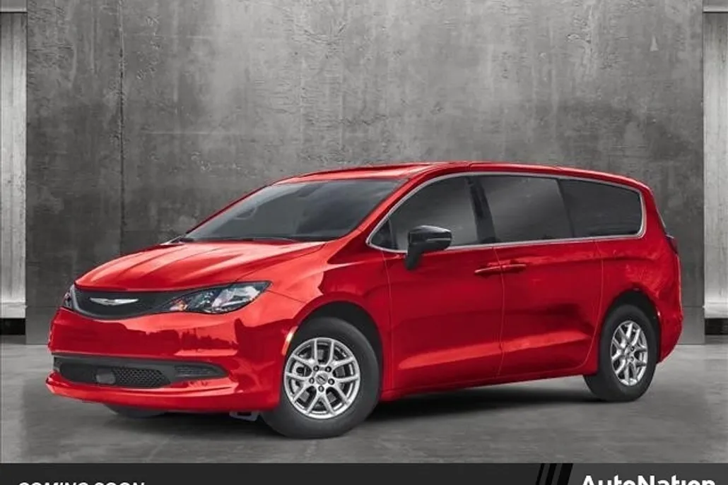 2025 Chrysler Voyager LX photo 1