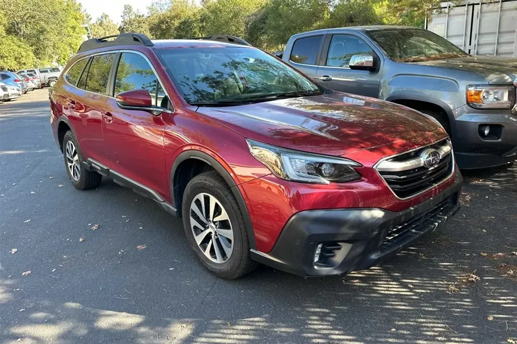 2022 Subaru Outback Premium photo 1