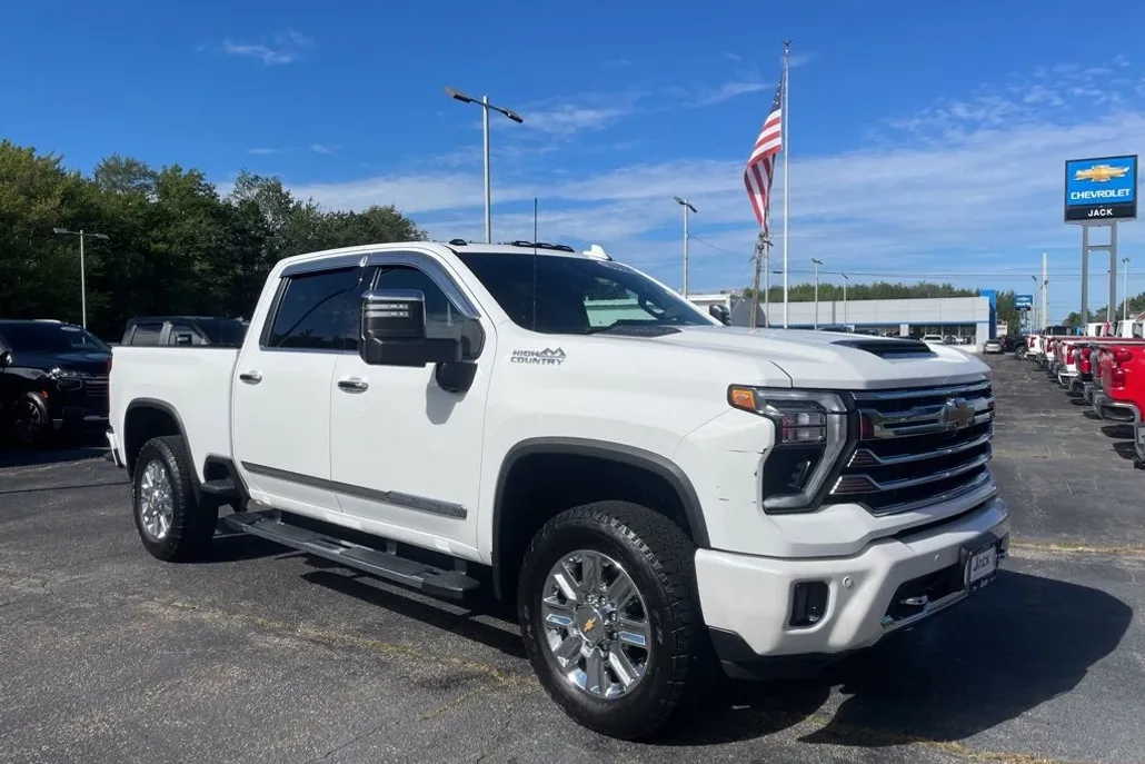 2024 Chevrolet Silverado 2500HD High Country photo 1