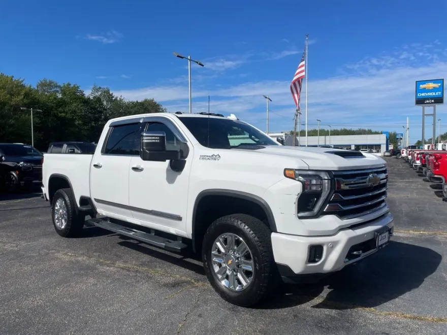 2024 Chevrolet Silverado 2500HD High Country photo 1
