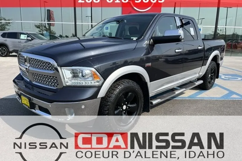 2016 Ram 1500 Laramie photo 1