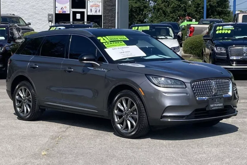2021 Lincoln Corsair Standard photo 1