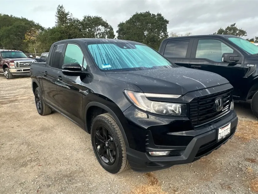 2023 Honda Ridgeline Black Edition photo 1