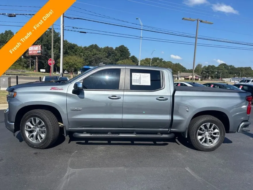 2020 Chevrolet Silverado 1500 LT photo 1