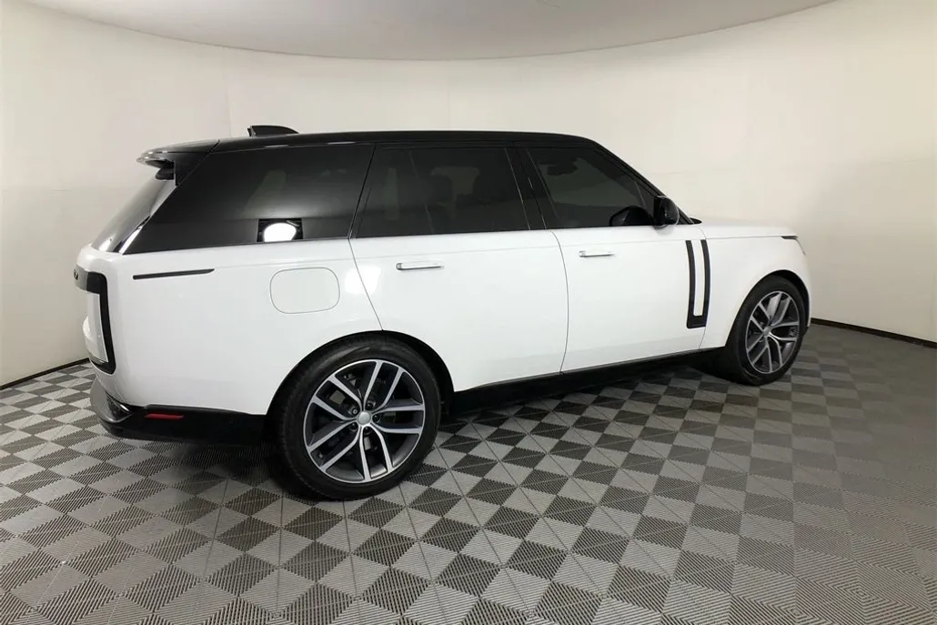 2024 Land Rover Range Rover Autobiography photo 1