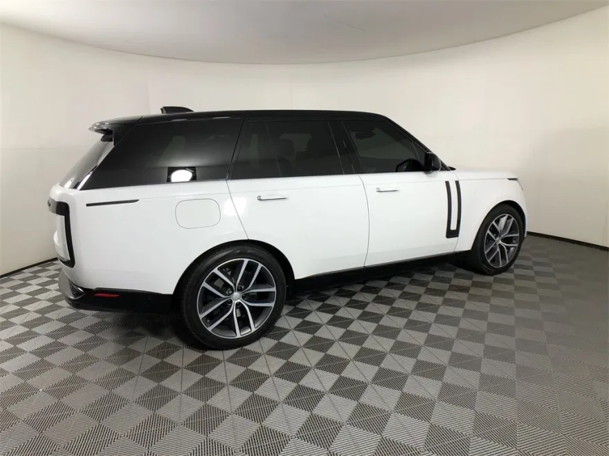 2024 Land Rover Range Rover Autobiography photo 1